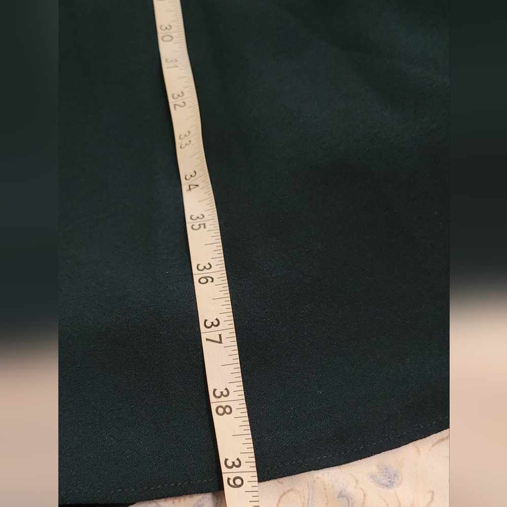 Eliza J Emerald Dress with Bow and Back Cutout NWT - Picture 12 of 13